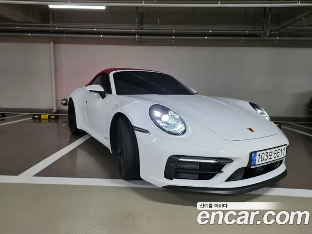 Porsche 911 2023 thumb 12