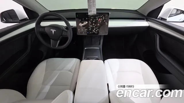 Tesla Model Y 2024 thumb 6