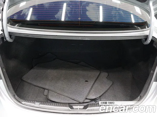 Hyundai Avante 2013 thumb 5