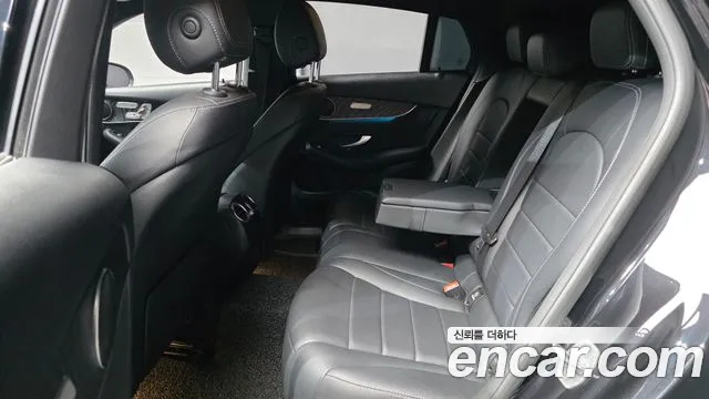 Mercedes-Benz GLC 2019 thumb 12
