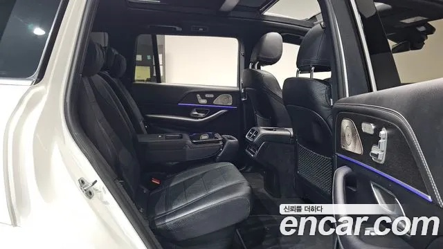 Mercedes-Benz GLS 2022 thumb 10