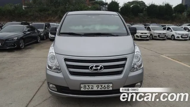 Hyundai Starex 2015 thumb 2