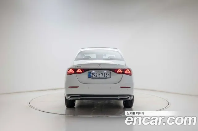 Mercedes-Benz E-Класс 2025 thumb 4