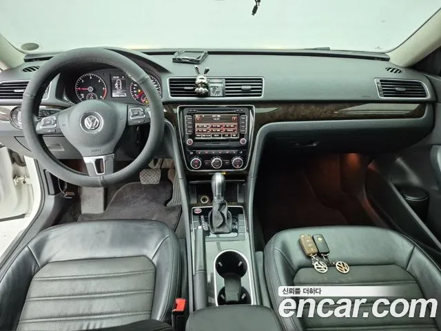 Volkswagen Passat (North America and China) 2015 thumb 5