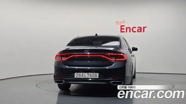 Hyundai Grandeur 2017 thumb 3