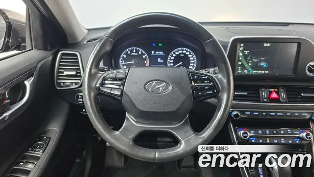 Hyundai Grandeur 2017 thumb 11