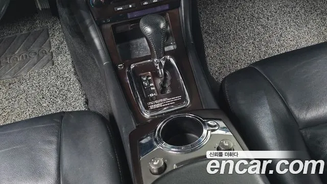 KG_Mobility_Ssangyong Chairman 2007 thumb 9