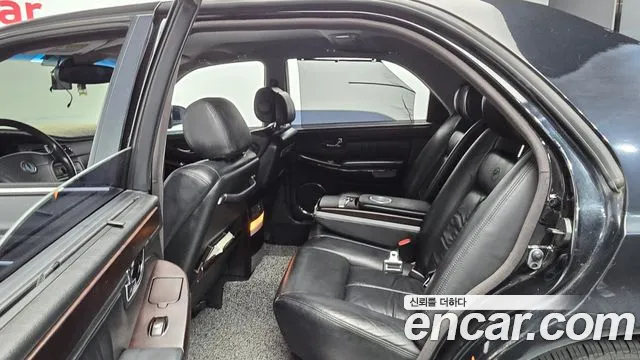 KG_Mobility_Ssangyong Chairman 2007 thumb 12