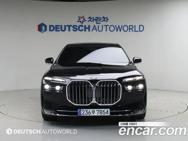 BMW 7 серии 2023 thumb 3