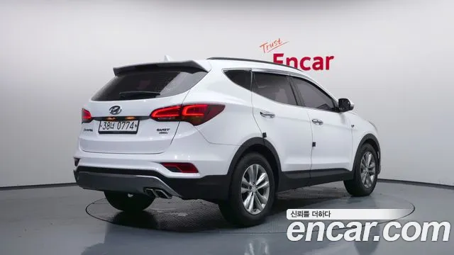 Hyundai Santa Fe 2015 thumb 2