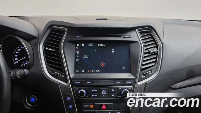 Hyundai Santa Fe 2015 thumb 12