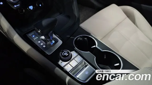 Genesis G70 2021 thumb 9