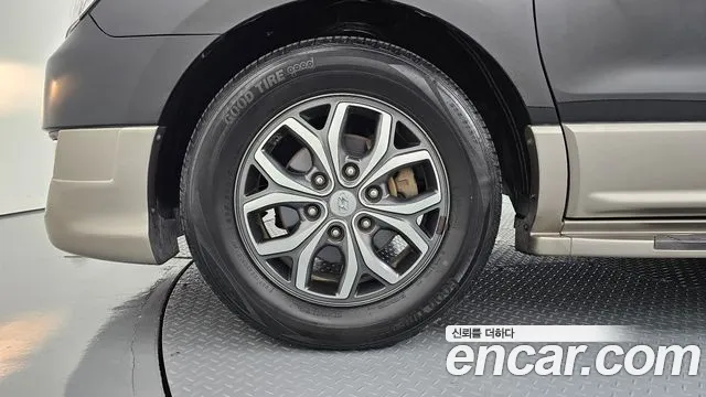 Hyundai Starex 2017 thumb 5