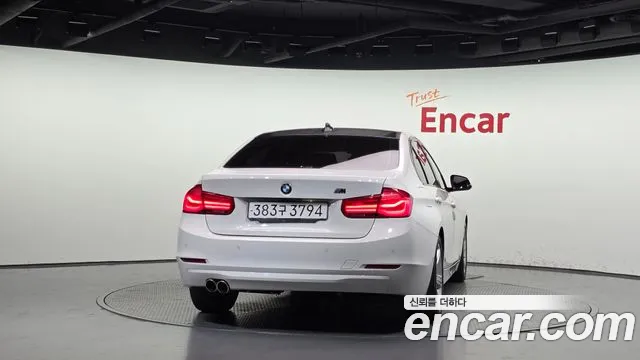 BMW 3 серии 2016 thumb 4