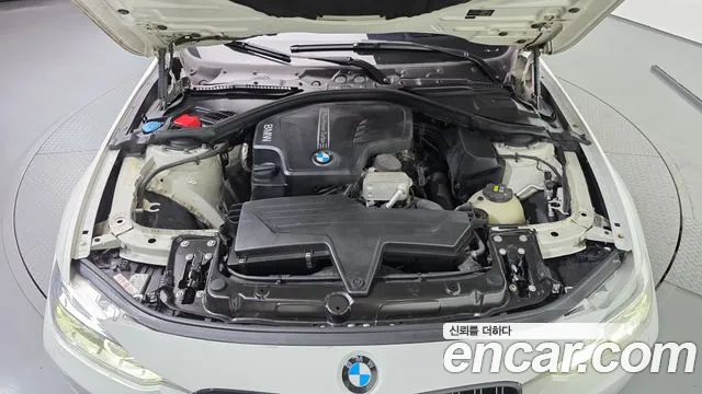 BMW 3 серии 2016 thumb 6