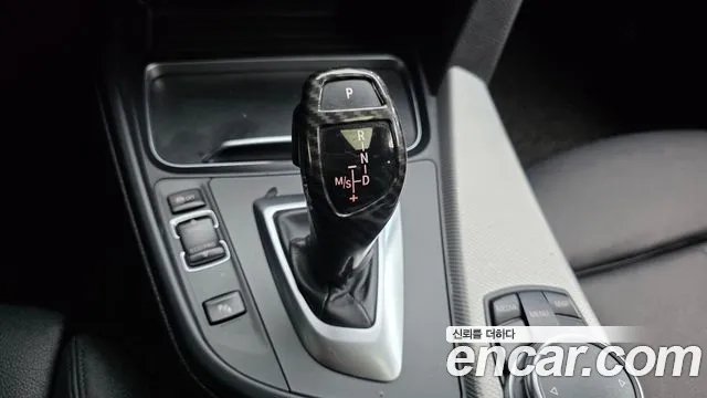 BMW 3 серии 2016 thumb 9