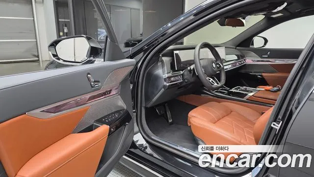 BMW 7 серии 2025 thumb 10