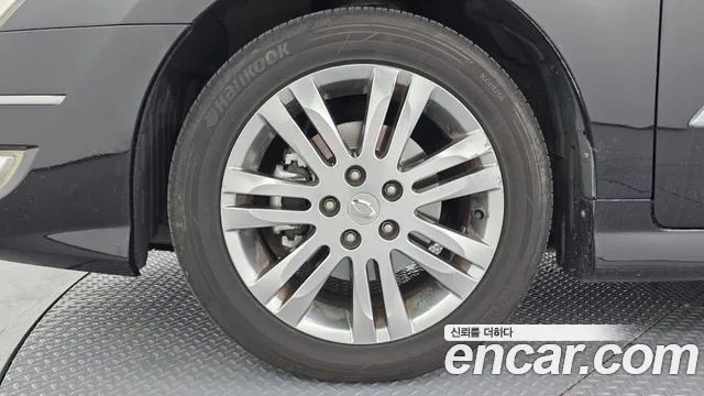 Renault Latitude 2009 thumb 5