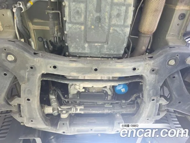 Hyundai Starex 2017 thumb 5