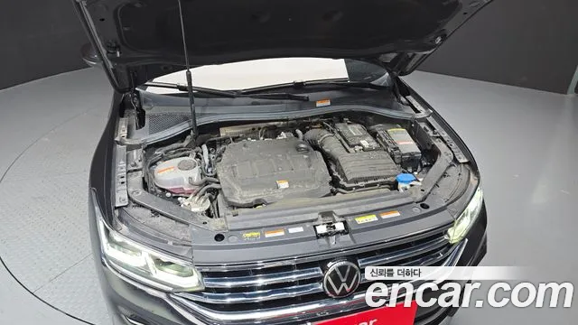 Volkswagen Tiguan 2021 thumb 6