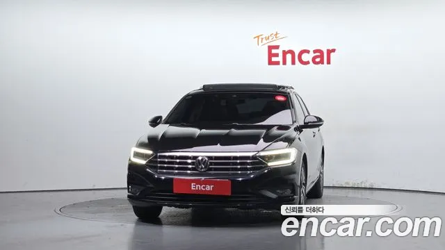 Volkswagen Jetta 2021 thumb 3