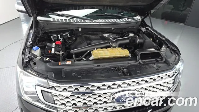Ford Expedition 2021 thumb 6