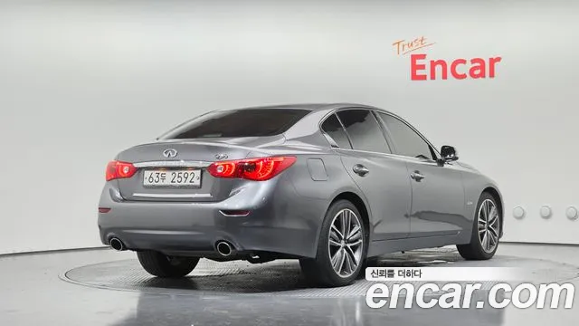 Infiniti Q50 2014 thumb 2