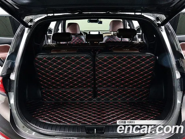 Hyundai Santa Fe 2019 thumb 6