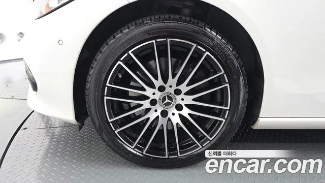 Mercedes-Benz C-Класс 2022 thumb 5