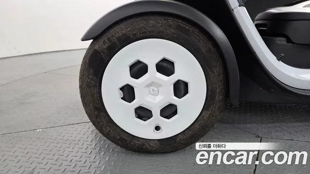 Renault Twizy 2020 thumb 5
