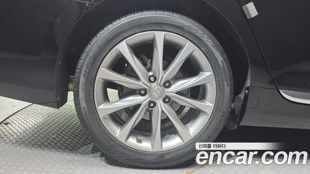 Hyundai Grandeur 2015 thumb 5
