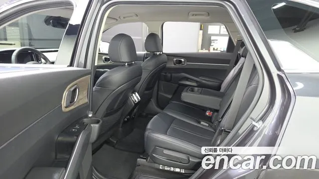 Kia Sorento 2023 thumb 11
