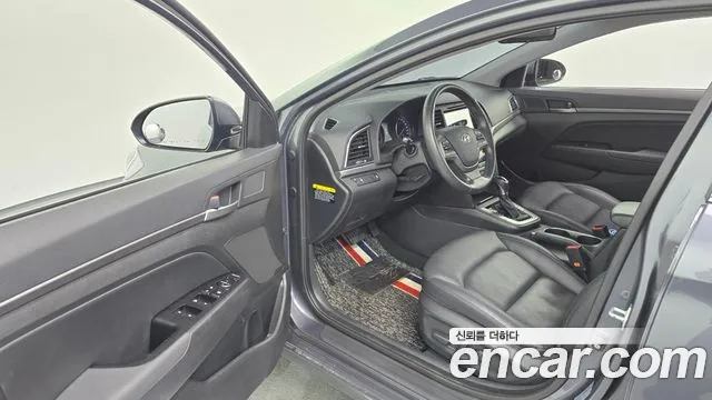 Hyundai Avante 2015 thumb 10