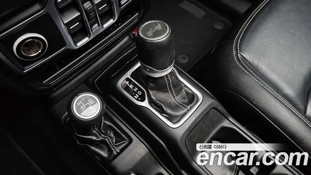 Jeep Wrangler 2020 thumb 9