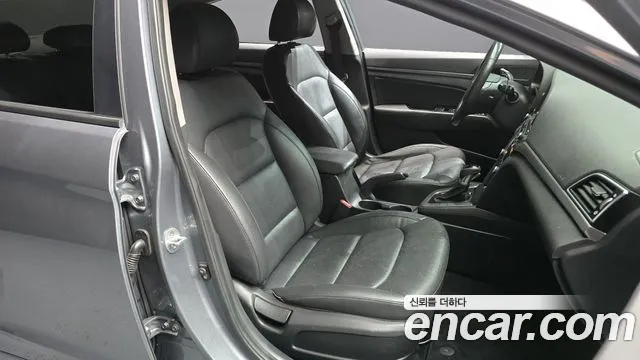 Hyundai Avante 2015 thumb 12