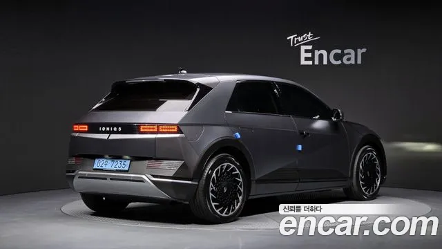 Hyundai IONIQ 5 2022 thumb 2