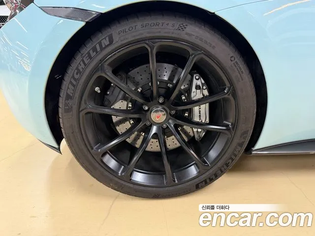 Mclaren 570S 2018 thumb 5