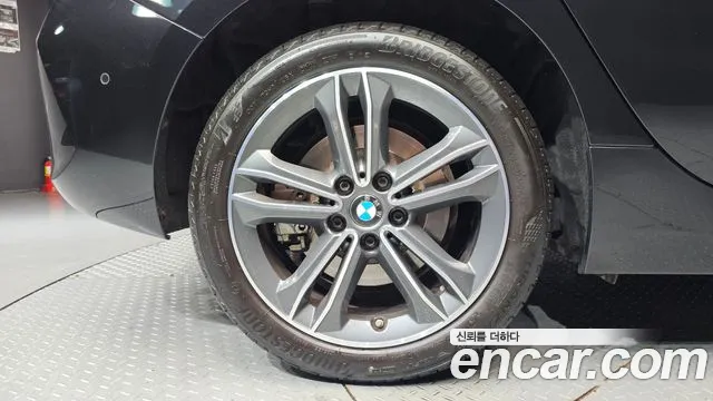 BMW 1 серии 2023 thumb 5