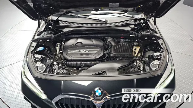 BMW 1 серии 2023 thumb 6