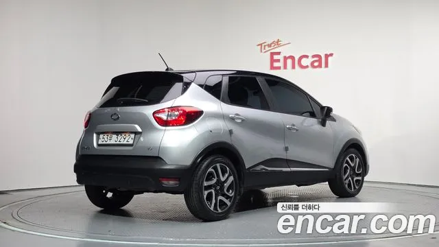 Renault Captur 2014 thumb 2