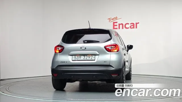Renault Captur 2014 thumb 4