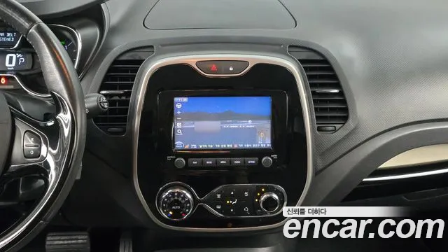 Renault Captur 2014 thumb 12
