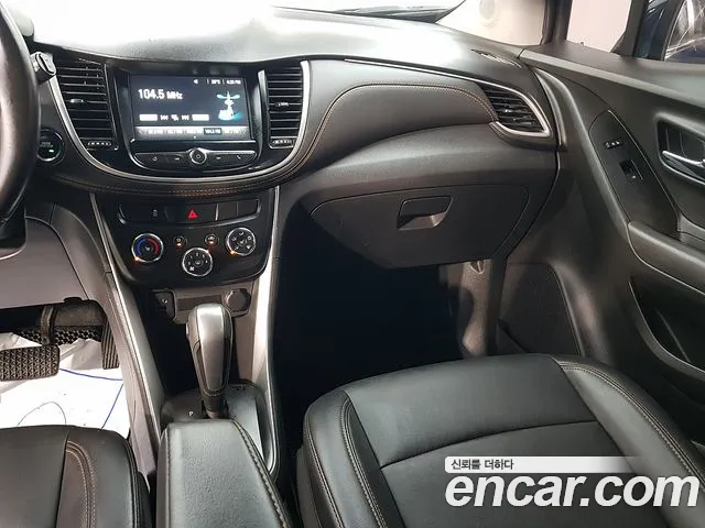 Chevrolet Tracker 2019 thumb 10