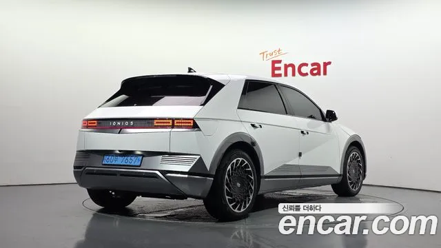 Hyundai IONIQ 5 2021 thumb 2
