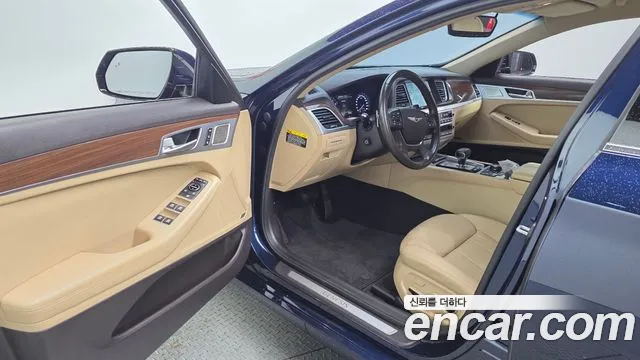 Genesis G80 2018 thumb 10