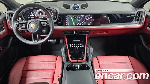 Porsche Cayenne 2025 thumb 6