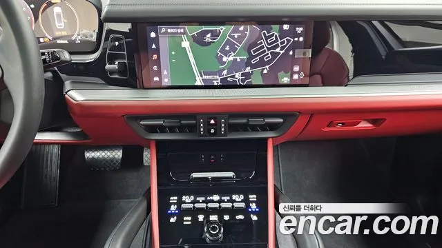 Porsche Cayenne 2025 thumb 11