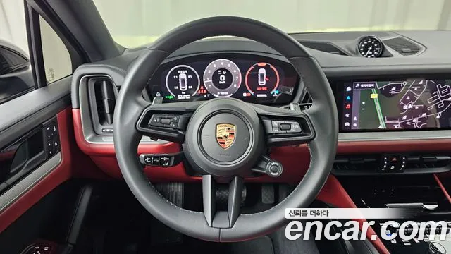 Porsche Cayenne 2025 thumb 12