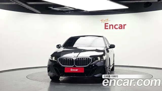 BMW 5 серии 2024 thumb 3