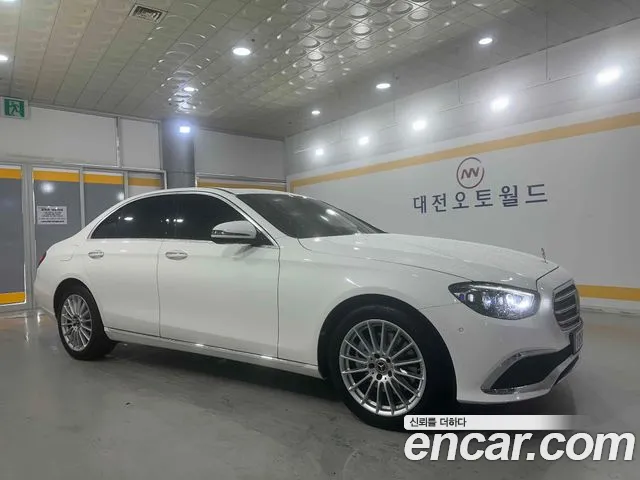 Mercedes-Benz E-Класс 2020 thumb 2
